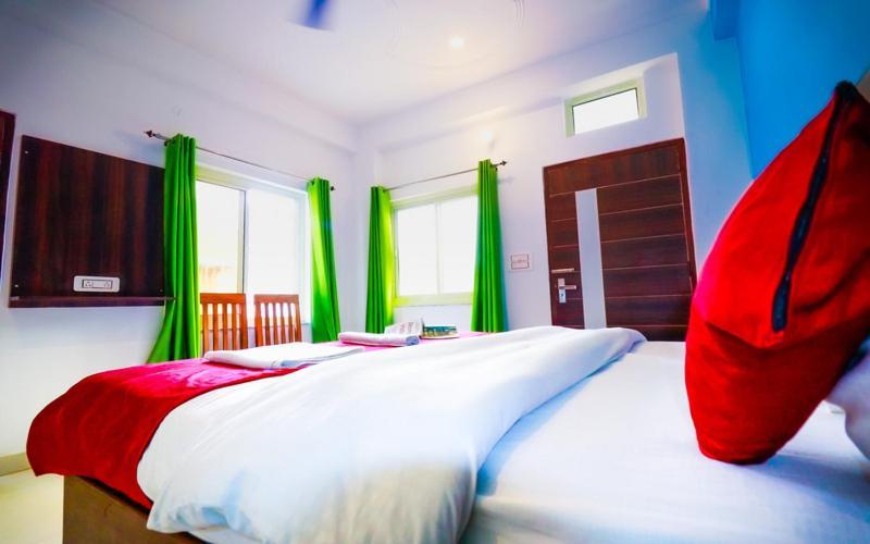 Manzil Hostel Rishikesh Bagian luar foto