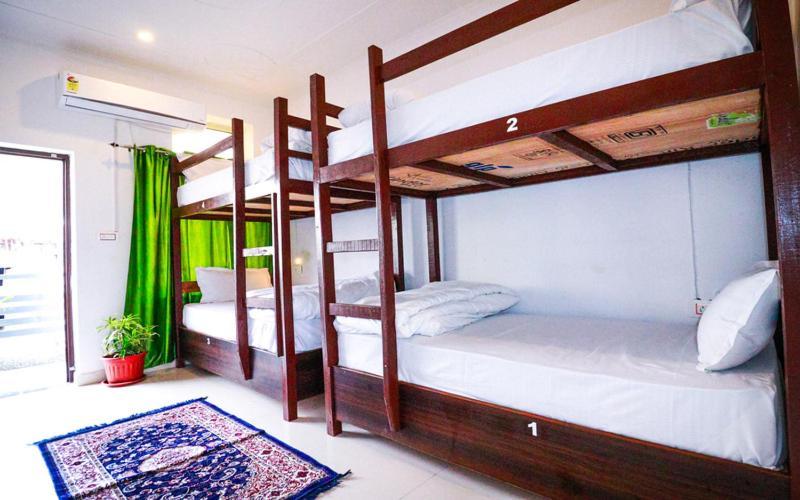 Manzil Hostel Rishikesh Bagian luar foto